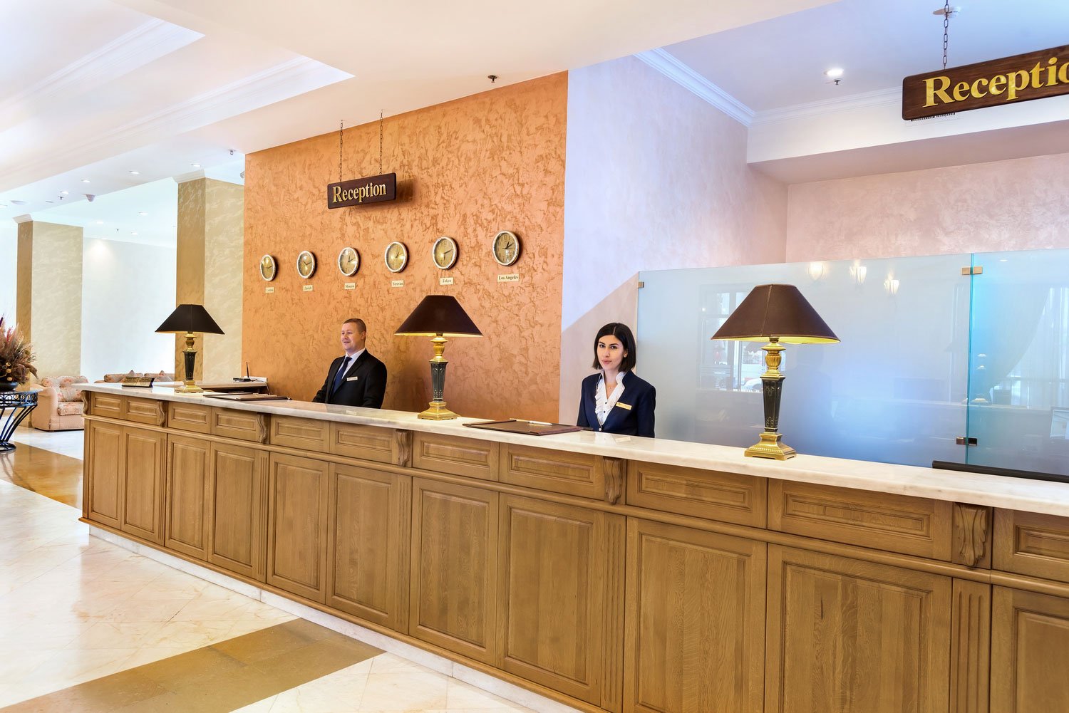 Ani Plaza Hotel