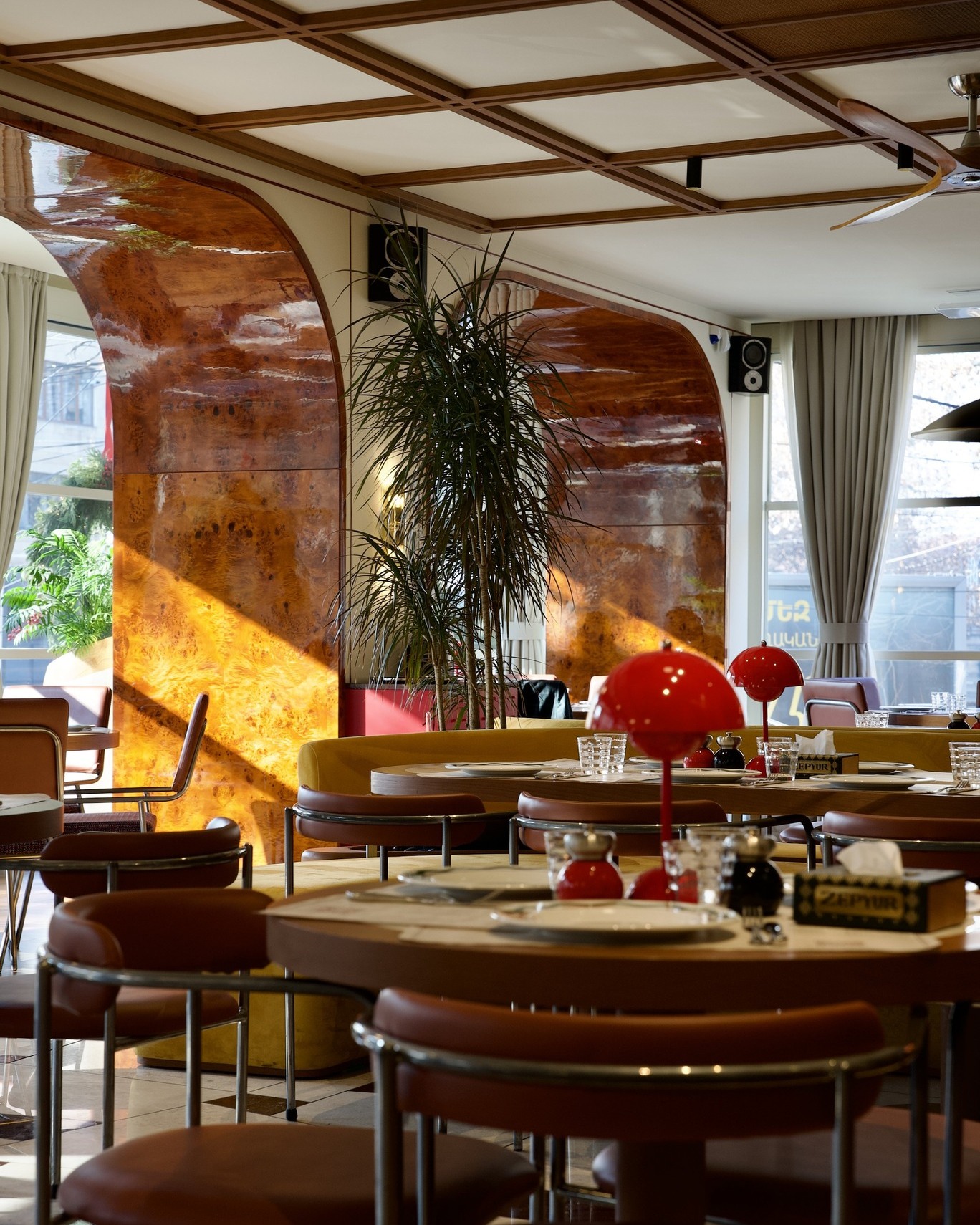 Zepyur Restaurant